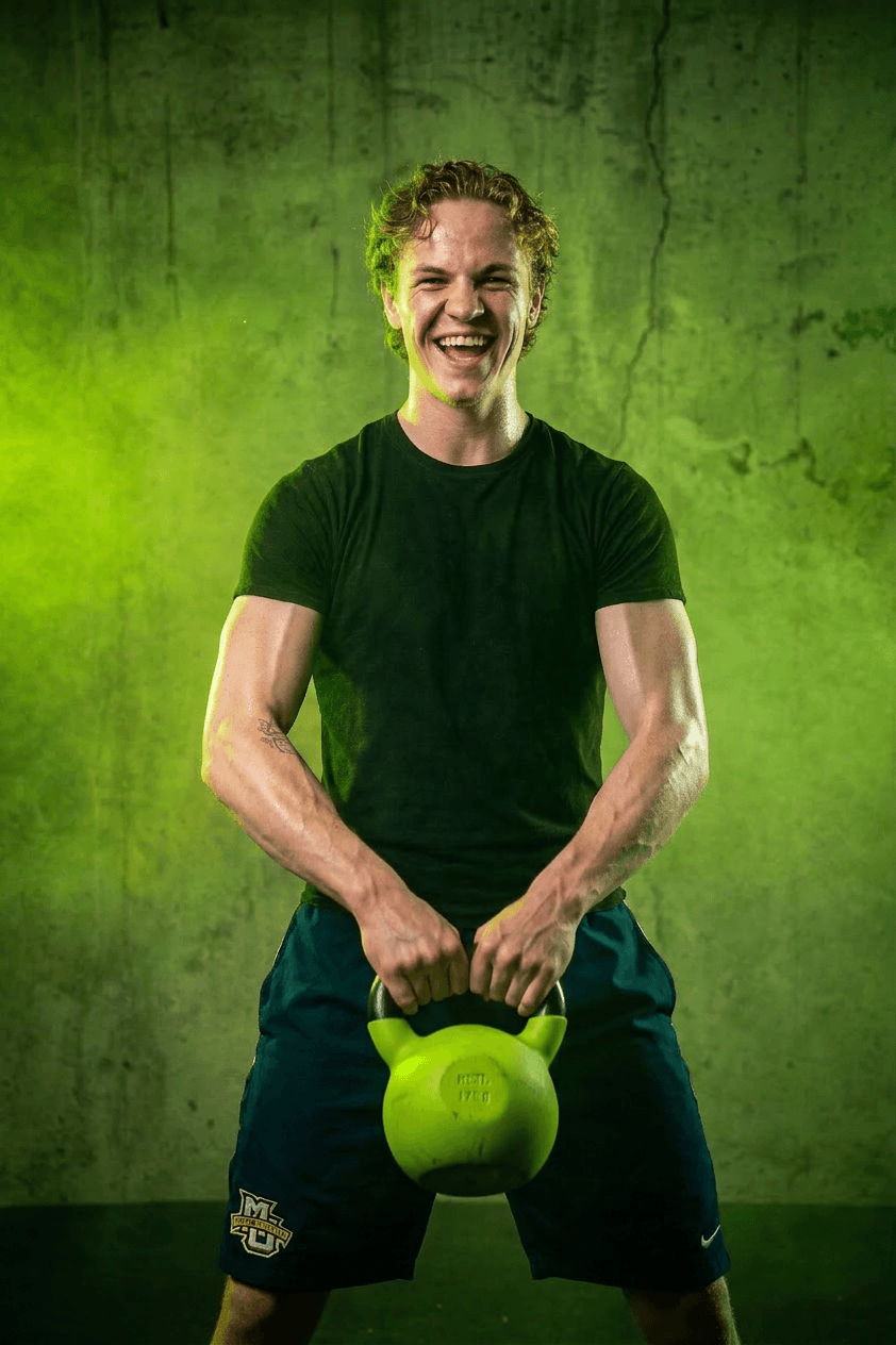 Jesper Sunesson med kettlebell